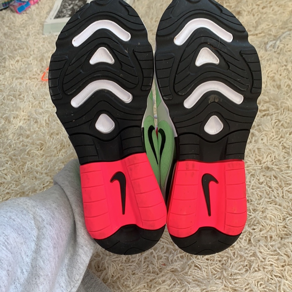 Air Max Infinity - Picture 3 of 5